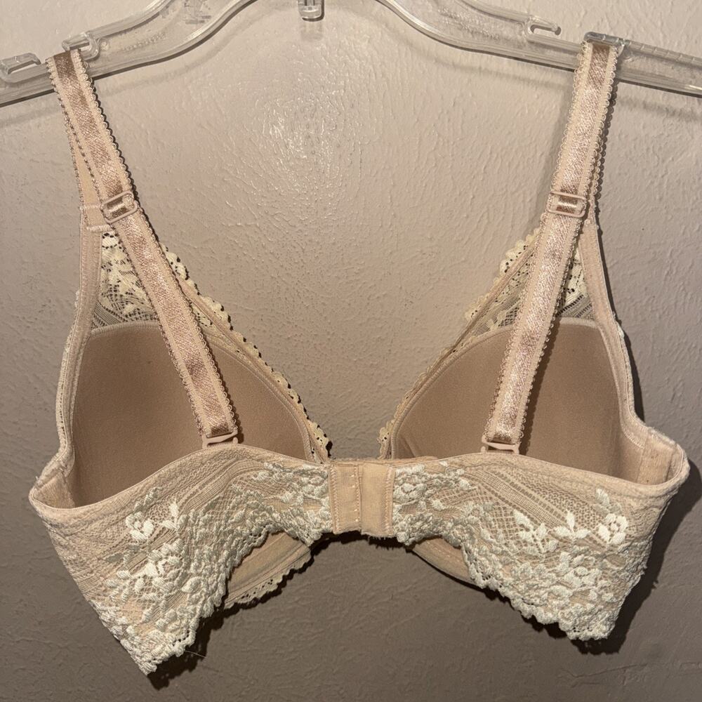 Wacoal Embrace Floral Lace Contour Bra 32DD Beige Style 853291 Underwire - Picture 8 of 13
